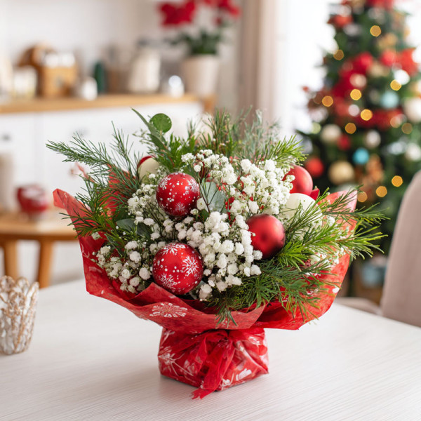 Christmas Baby’s Breath Bouquet – Red & White Snowflake Festive Cheer
